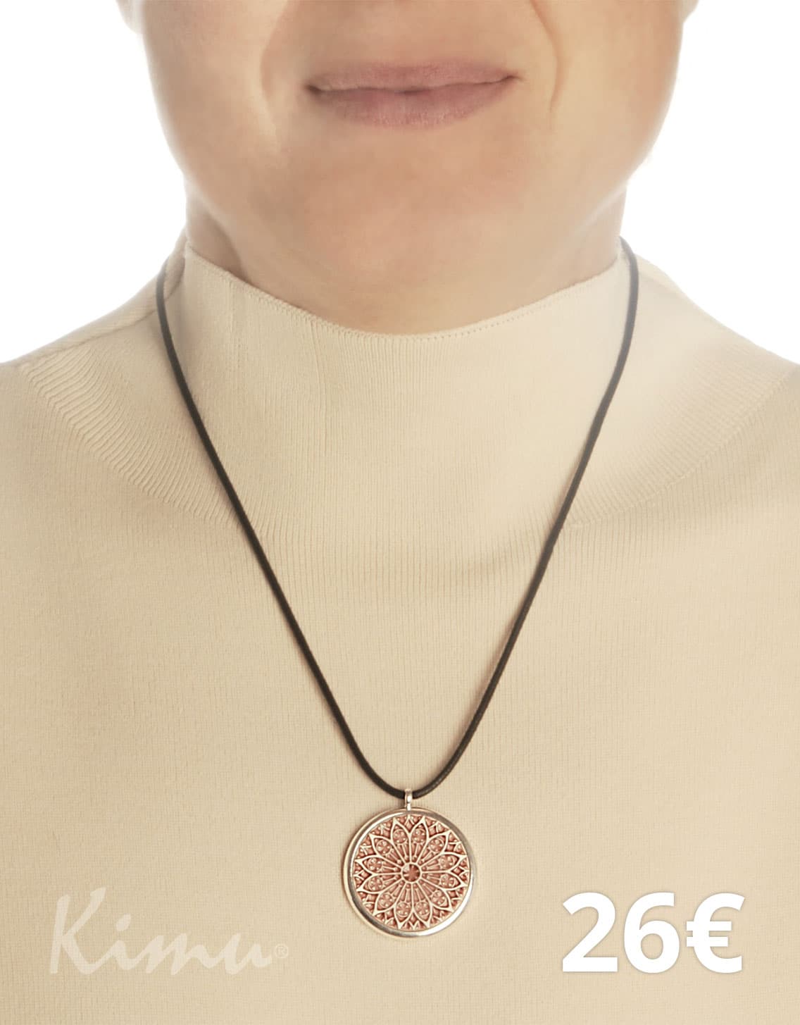 Colgante grande con engaste 26 euros